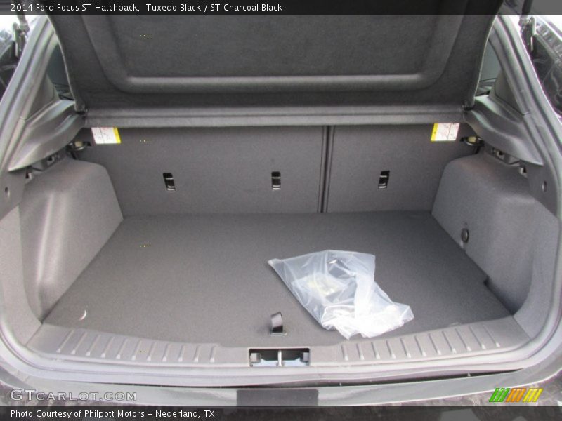 Tuxedo Black / ST Charcoal Black 2014 Ford Focus ST Hatchback