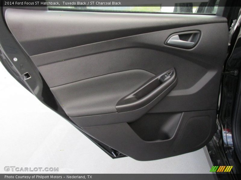 Tuxedo Black / ST Charcoal Black 2014 Ford Focus ST Hatchback