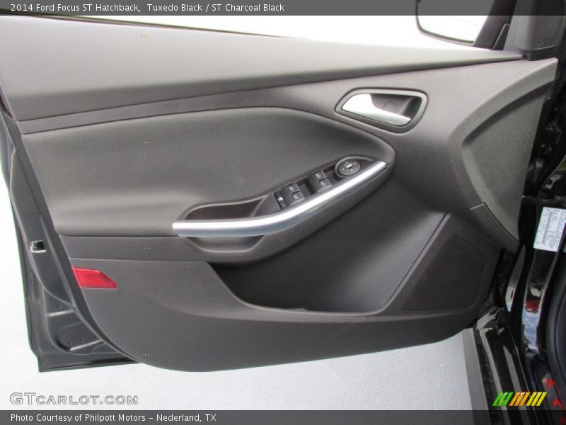 Tuxedo Black / ST Charcoal Black 2014 Ford Focus ST Hatchback