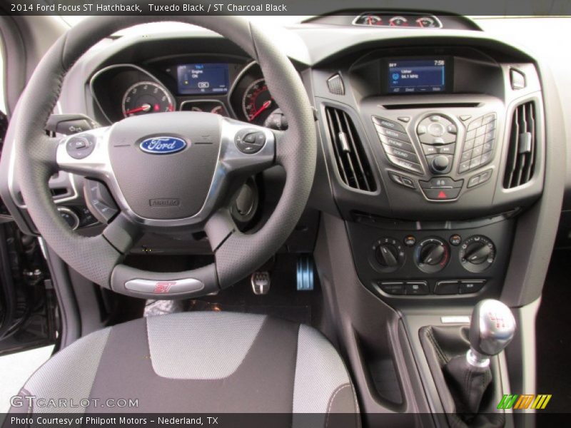 Tuxedo Black / ST Charcoal Black 2014 Ford Focus ST Hatchback