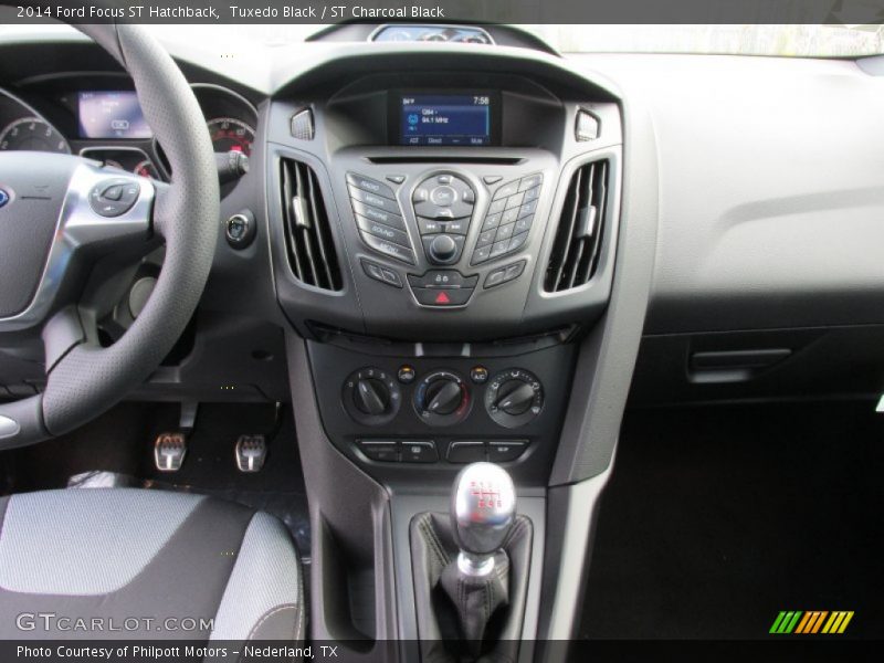 Tuxedo Black / ST Charcoal Black 2014 Ford Focus ST Hatchback