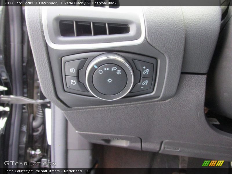 Tuxedo Black / ST Charcoal Black 2014 Ford Focus ST Hatchback