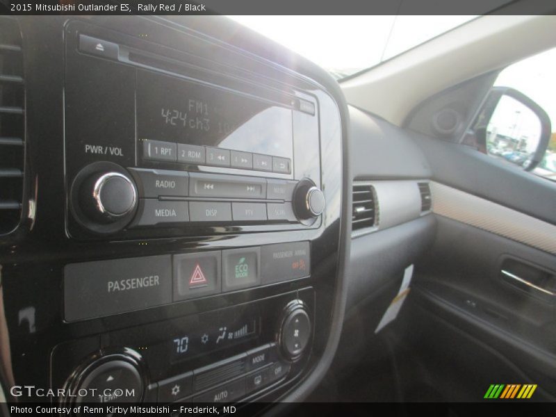 Rally Red / Black 2015 Mitsubishi Outlander ES