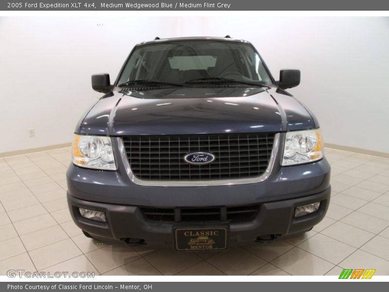 Medium Wedgewood Blue / Medium Flint Grey 2005 Ford Expedition XLT 4x4
