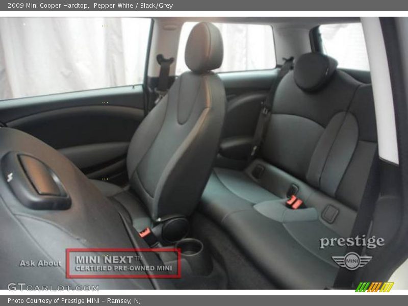 Pepper White / Black/Grey 2009 Mini Cooper Hardtop