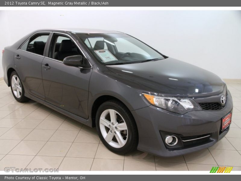 Magnetic Gray Metallic / Black/Ash 2012 Toyota Camry SE
