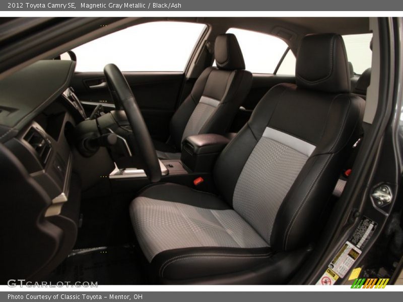 Magnetic Gray Metallic / Black/Ash 2012 Toyota Camry SE