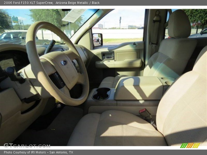 Arizona Beige Metallic / Black 2006 Ford F150 XLT SuperCrew