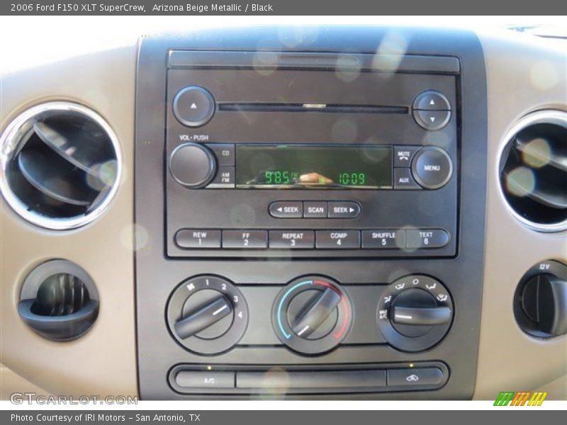 Arizona Beige Metallic / Black 2006 Ford F150 XLT SuperCrew