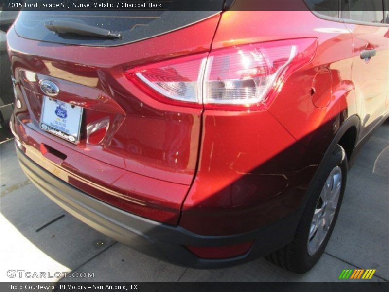 Sunset Metallic / Charcoal Black 2015 Ford Escape SE