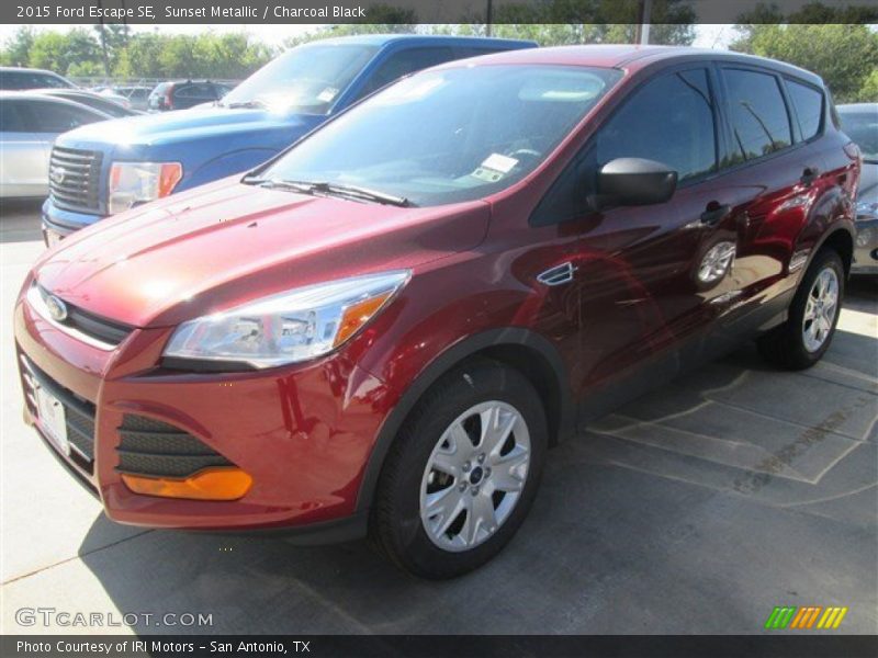 Sunset Metallic / Charcoal Black 2015 Ford Escape SE