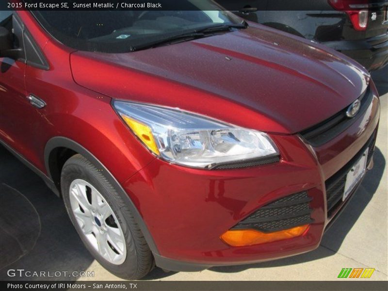 Sunset Metallic / Charcoal Black 2015 Ford Escape SE