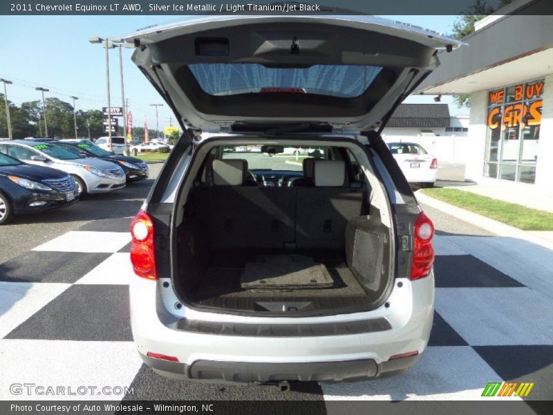 Silver Ice Metallic / Light Titanium/Jet Black 2011 Chevrolet Equinox LT AWD