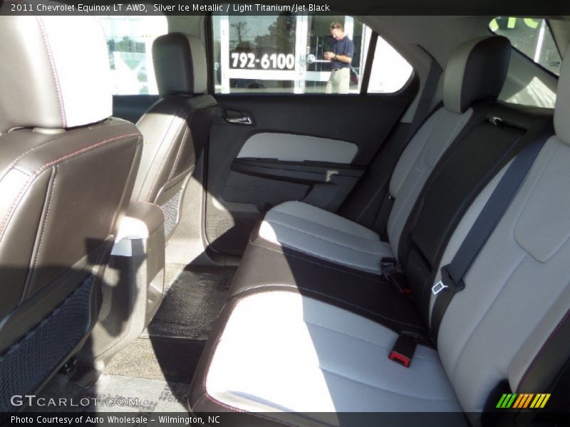 Silver Ice Metallic / Light Titanium/Jet Black 2011 Chevrolet Equinox LT AWD