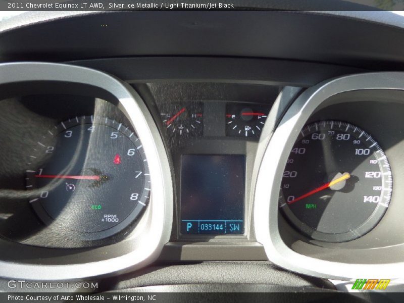 Silver Ice Metallic / Light Titanium/Jet Black 2011 Chevrolet Equinox LT AWD