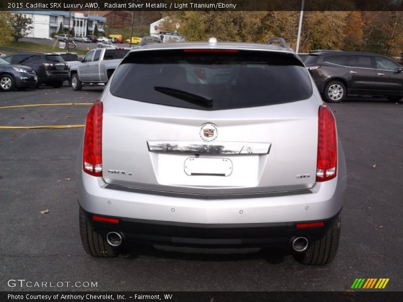 Radiant Silver Metallic / Light Titanium/Ebony 2015 Cadillac SRX Luxury AWD