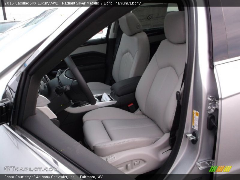 Radiant Silver Metallic / Light Titanium/Ebony 2015 Cadillac SRX Luxury AWD