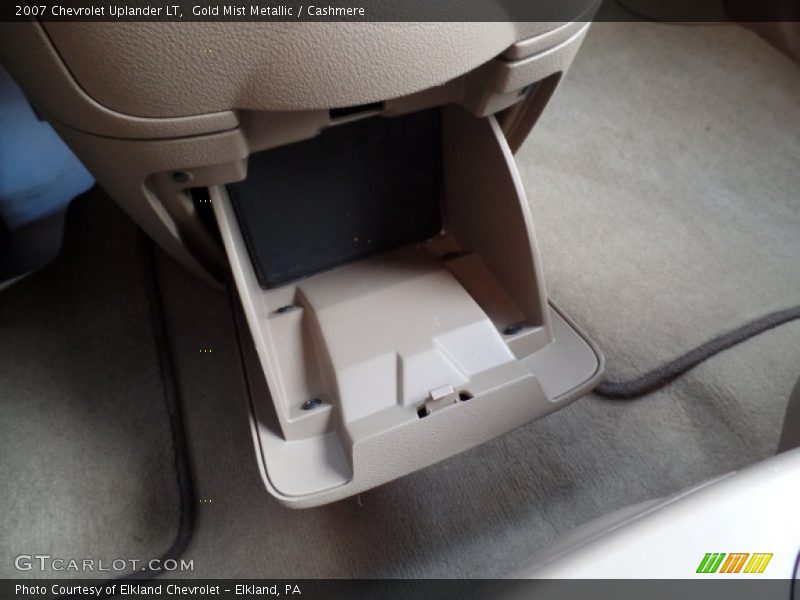 Gold Mist Metallic / Cashmere 2007 Chevrolet Uplander LT