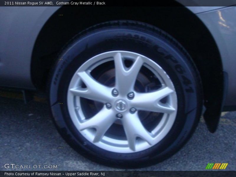 Gotham Gray Metallic / Black 2011 Nissan Rogue SV AWD