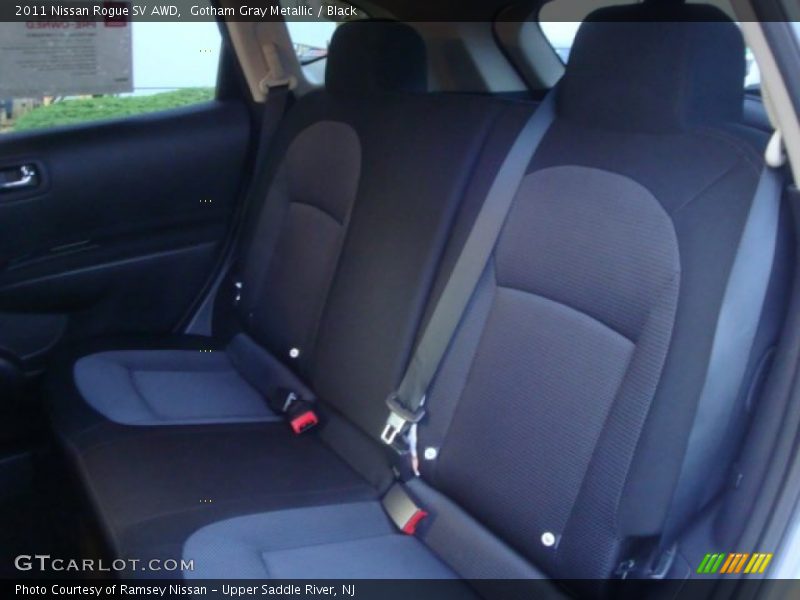 Gotham Gray Metallic / Black 2011 Nissan Rogue SV AWD