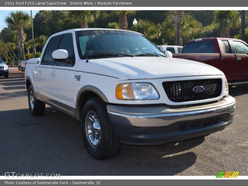 Front 3/4 View of 2001 F150 Lariat SuperCrew