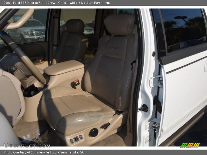 Oxford White / Medium Parchment 2001 Ford F150 Lariat SuperCrew