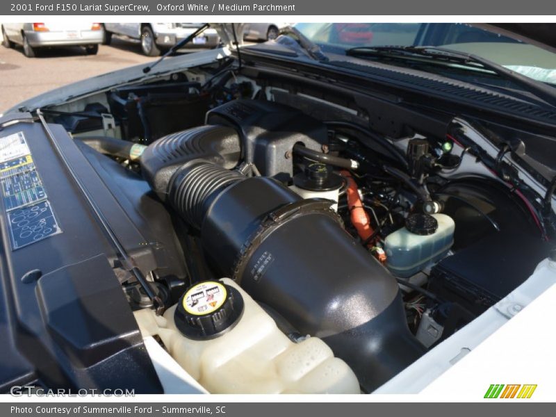 Oxford White / Medium Parchment 2001 Ford F150 Lariat SuperCrew