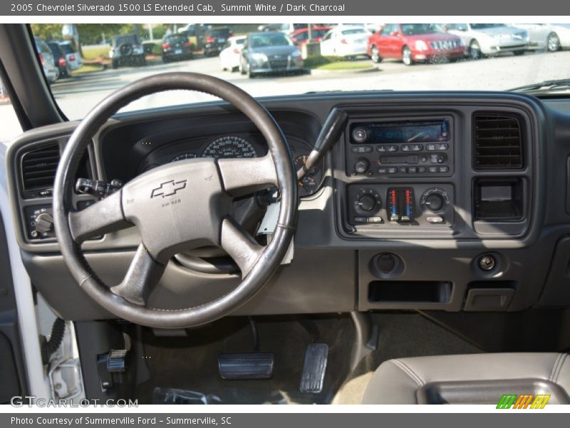 Summit White / Dark Charcoal 2005 Chevrolet Silverado 1500 LS Extended Cab