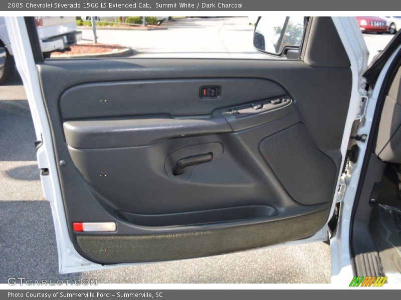 Summit White / Dark Charcoal 2005 Chevrolet Silverado 1500 LS Extended Cab