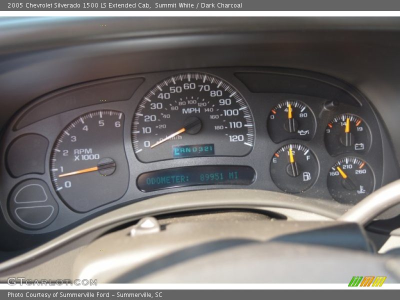 Summit White / Dark Charcoal 2005 Chevrolet Silverado 1500 LS Extended Cab