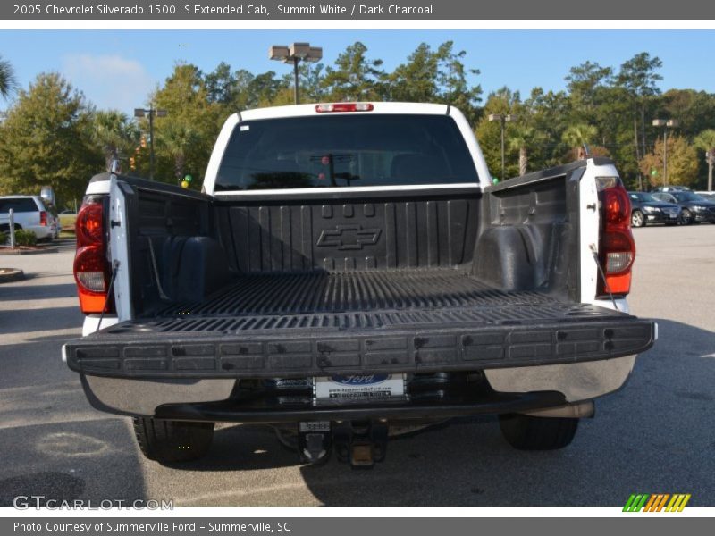 Summit White / Dark Charcoal 2005 Chevrolet Silverado 1500 LS Extended Cab