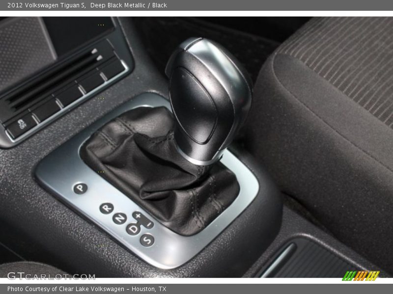 Deep Black Metallic / Black 2012 Volkswagen Tiguan S