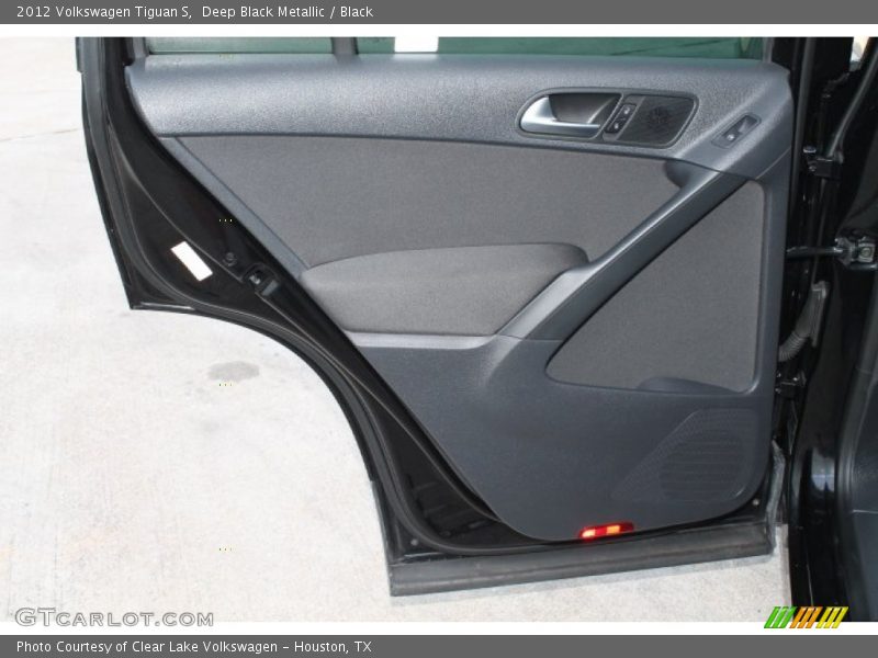 Deep Black Metallic / Black 2012 Volkswagen Tiguan S