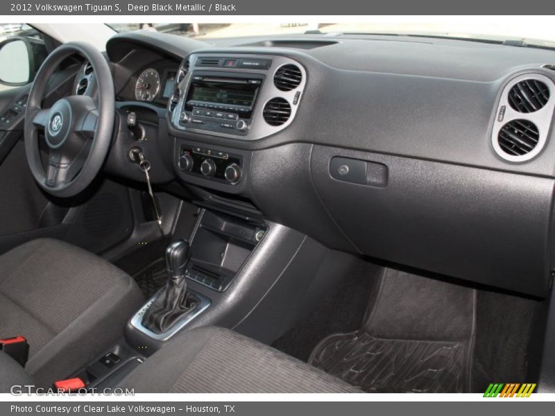 Deep Black Metallic / Black 2012 Volkswagen Tiguan S