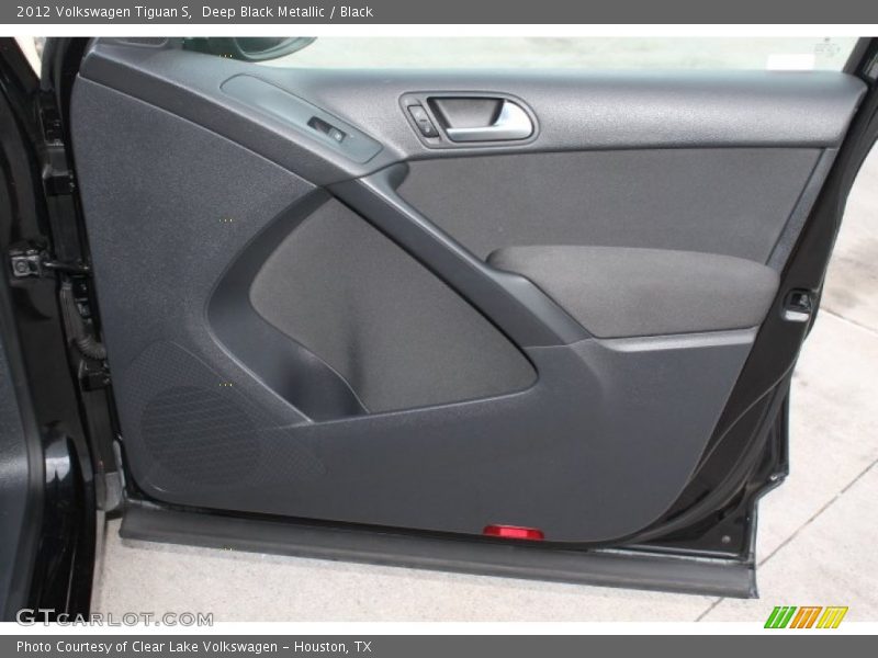Deep Black Metallic / Black 2012 Volkswagen Tiguan S