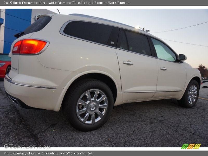 White Diamond Tricoat / Light Titanium/Dark Titanium 2015 Buick Enclave Leather