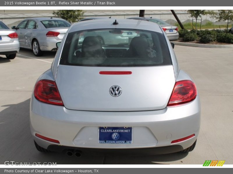 Reflex Silver Metallic / Titan Black 2015 Volkswagen Beetle 1.8T