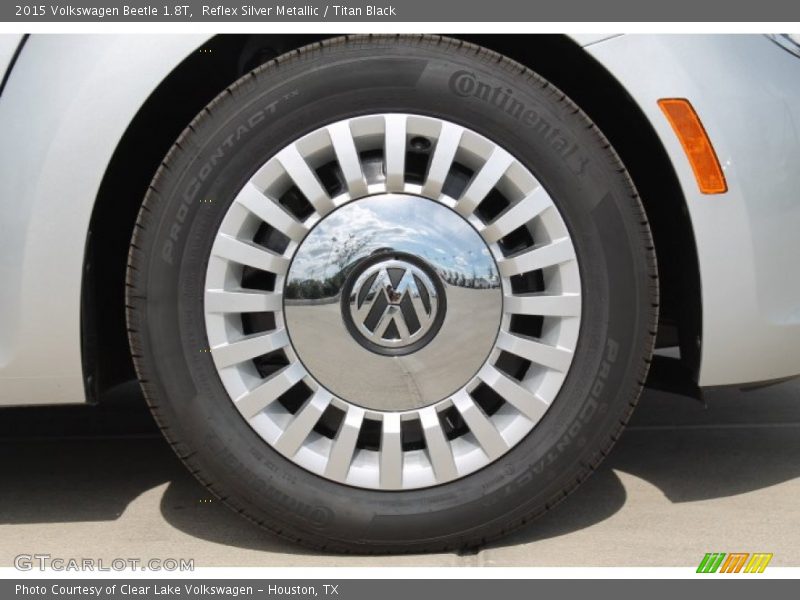 Reflex Silver Metallic / Titan Black 2015 Volkswagen Beetle 1.8T