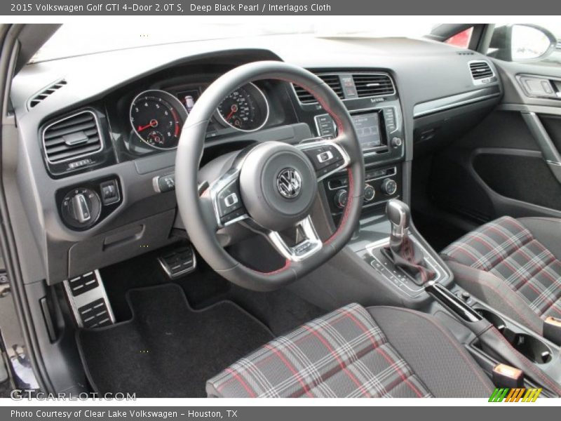 Deep Black Pearl / Interlagos Cloth 2015 Volkswagen Golf GTI 4-Door 2.0T S