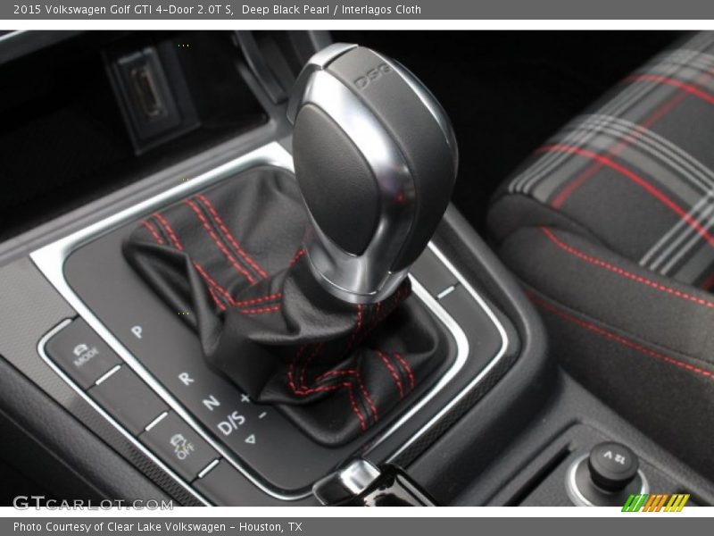 Deep Black Pearl / Interlagos Cloth 2015 Volkswagen Golf GTI 4-Door 2.0T S