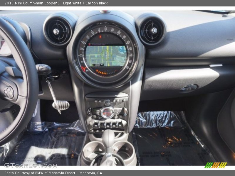 Light White / Carbon Black 2015 Mini Countryman Cooper S