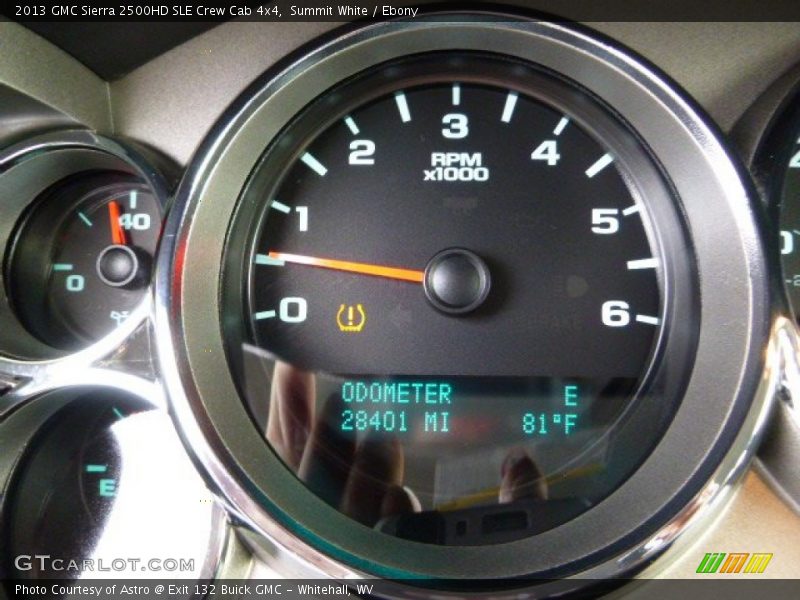 Summit White / Ebony 2013 GMC Sierra 2500HD SLE Crew Cab 4x4