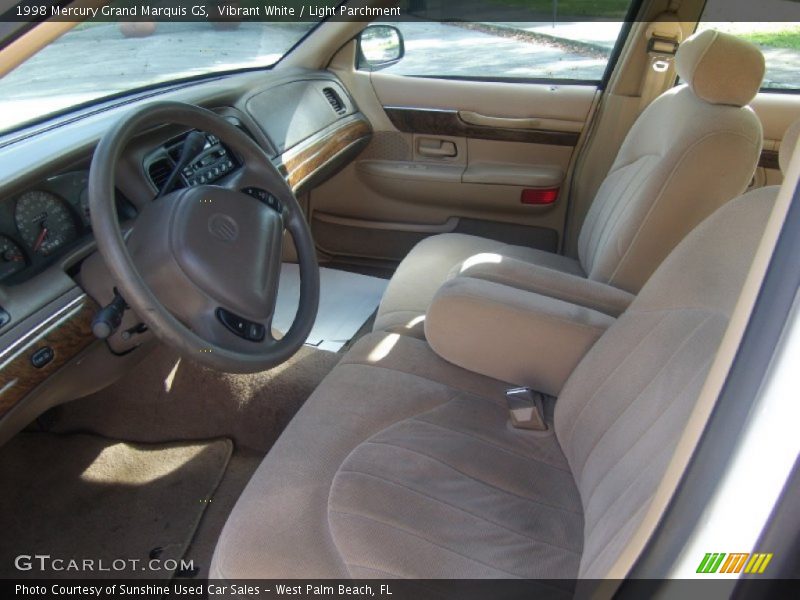 Vibrant White / Light Parchment 1998 Mercury Grand Marquis GS