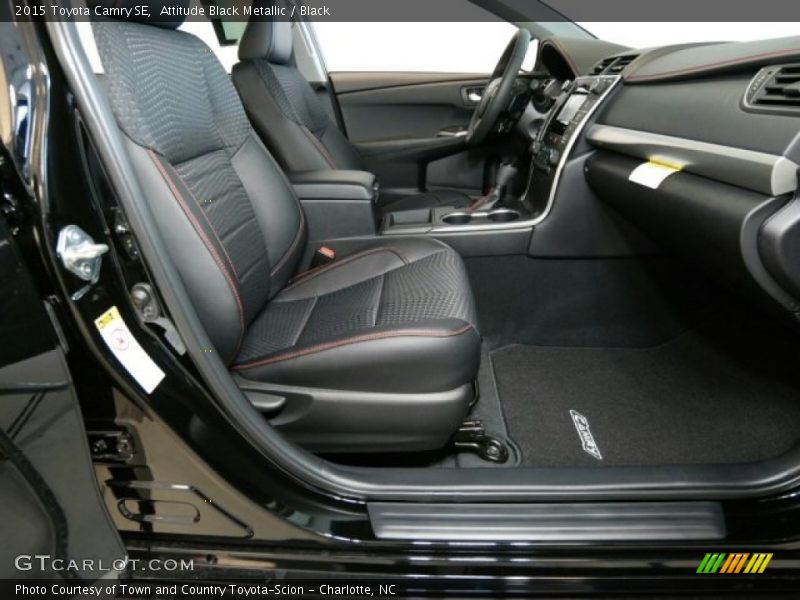 Attitude Black Metallic / Black 2015 Toyota Camry SE