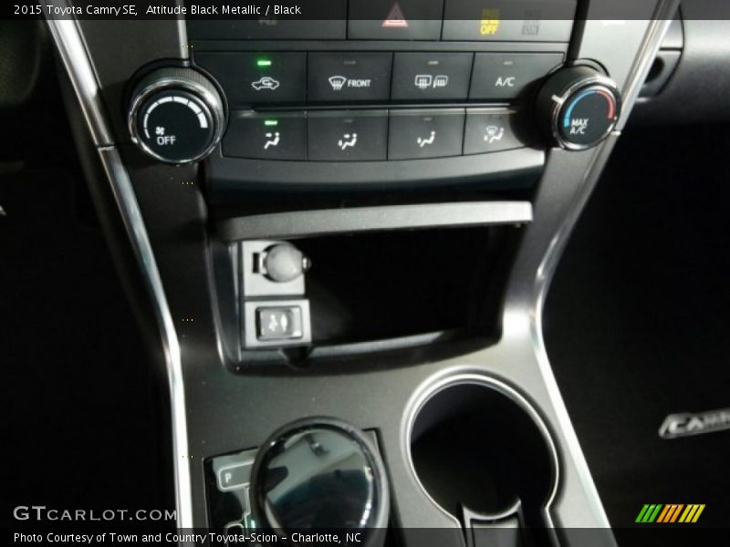 Attitude Black Metallic / Black 2015 Toyota Camry SE