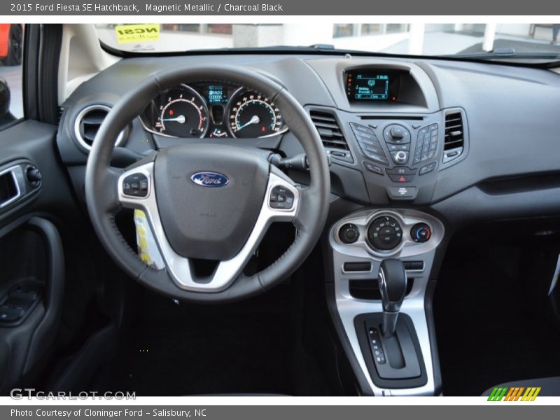 Magnetic Metallic / Charcoal Black 2015 Ford Fiesta SE Hatchback