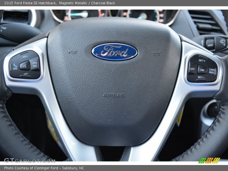 Magnetic Metallic / Charcoal Black 2015 Ford Fiesta SE Hatchback
