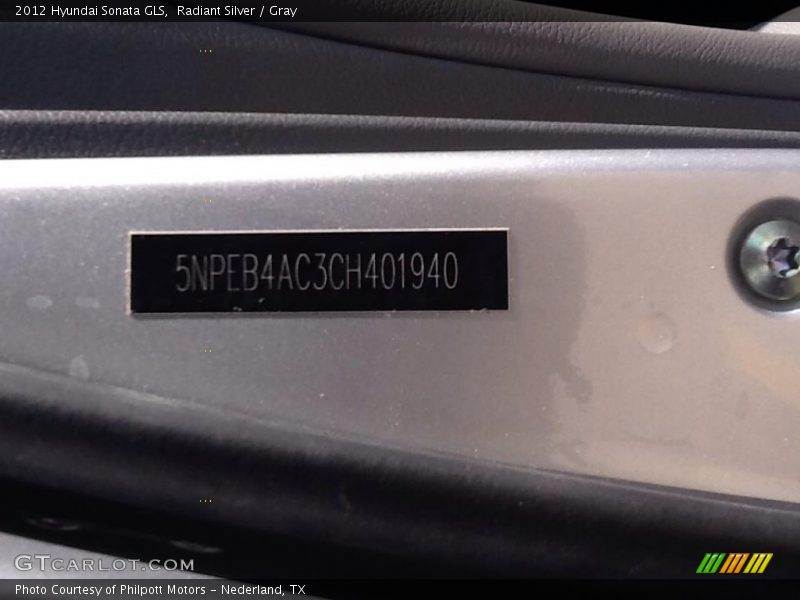 Radiant Silver / Gray 2012 Hyundai Sonata GLS