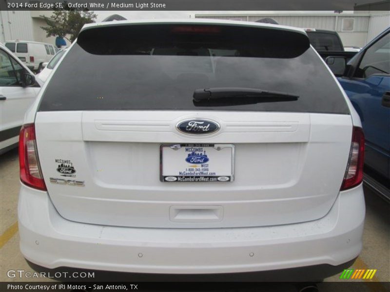 Oxford White / Medium Light Stone 2014 Ford Edge SE