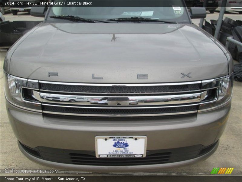 Mineral Gray / Charcoal Black 2014 Ford Flex SE